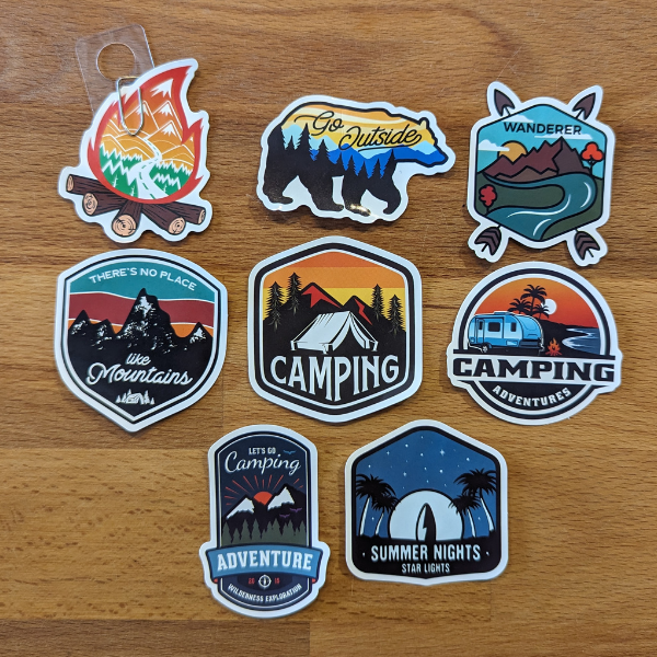 8 stickers autocollant style camping et aventure petit forma